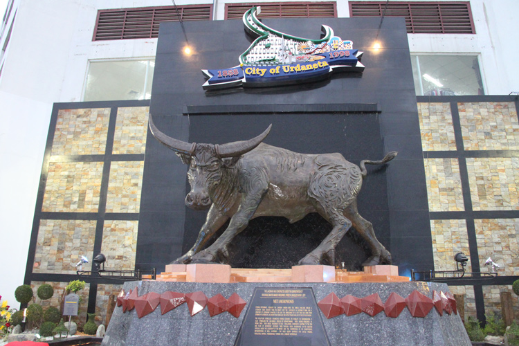 Urdaneta City Famous Landmark – A Giant Carabao Sculpture