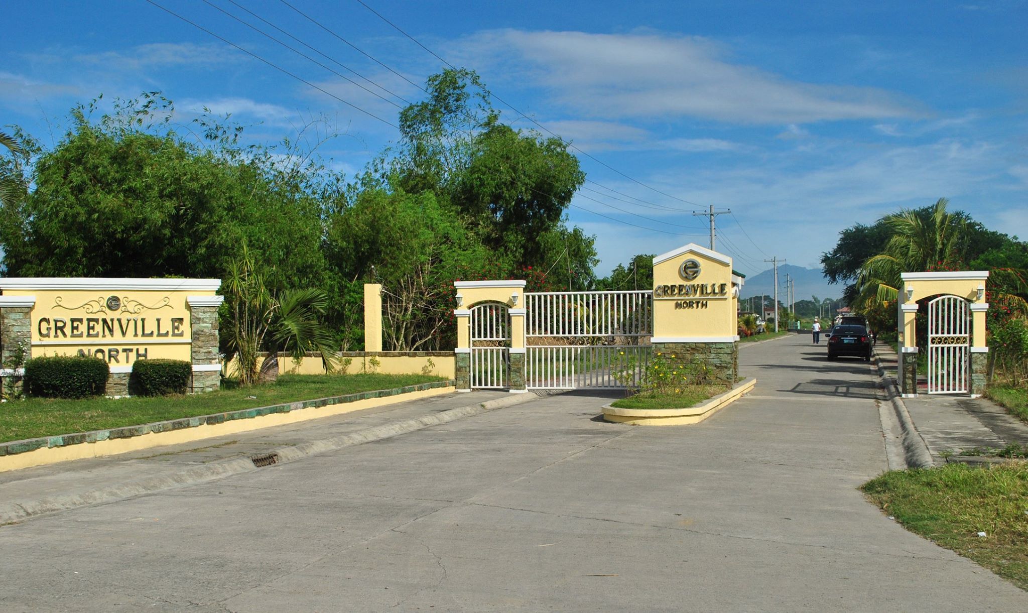 Subdivision main gate